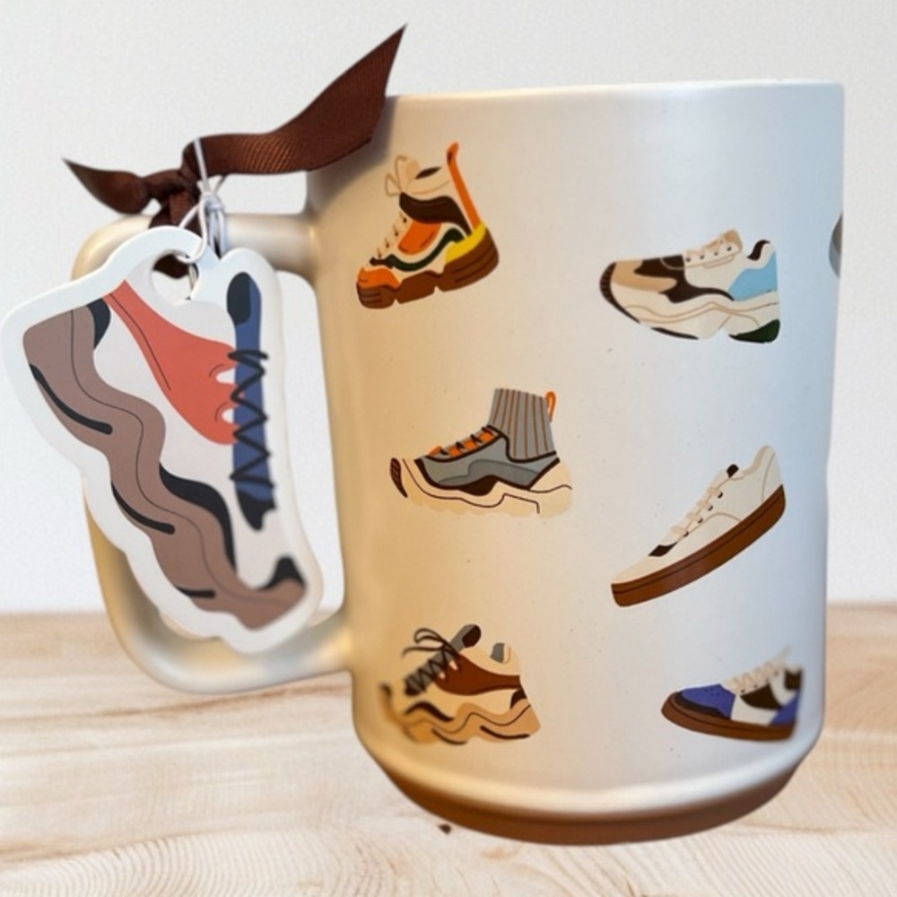 Eccolo - 3/$48 - ‘Sneakers’ Ceramic double sided mug. NWT. Firm!